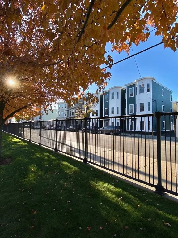 258 Bremen St, East Boston