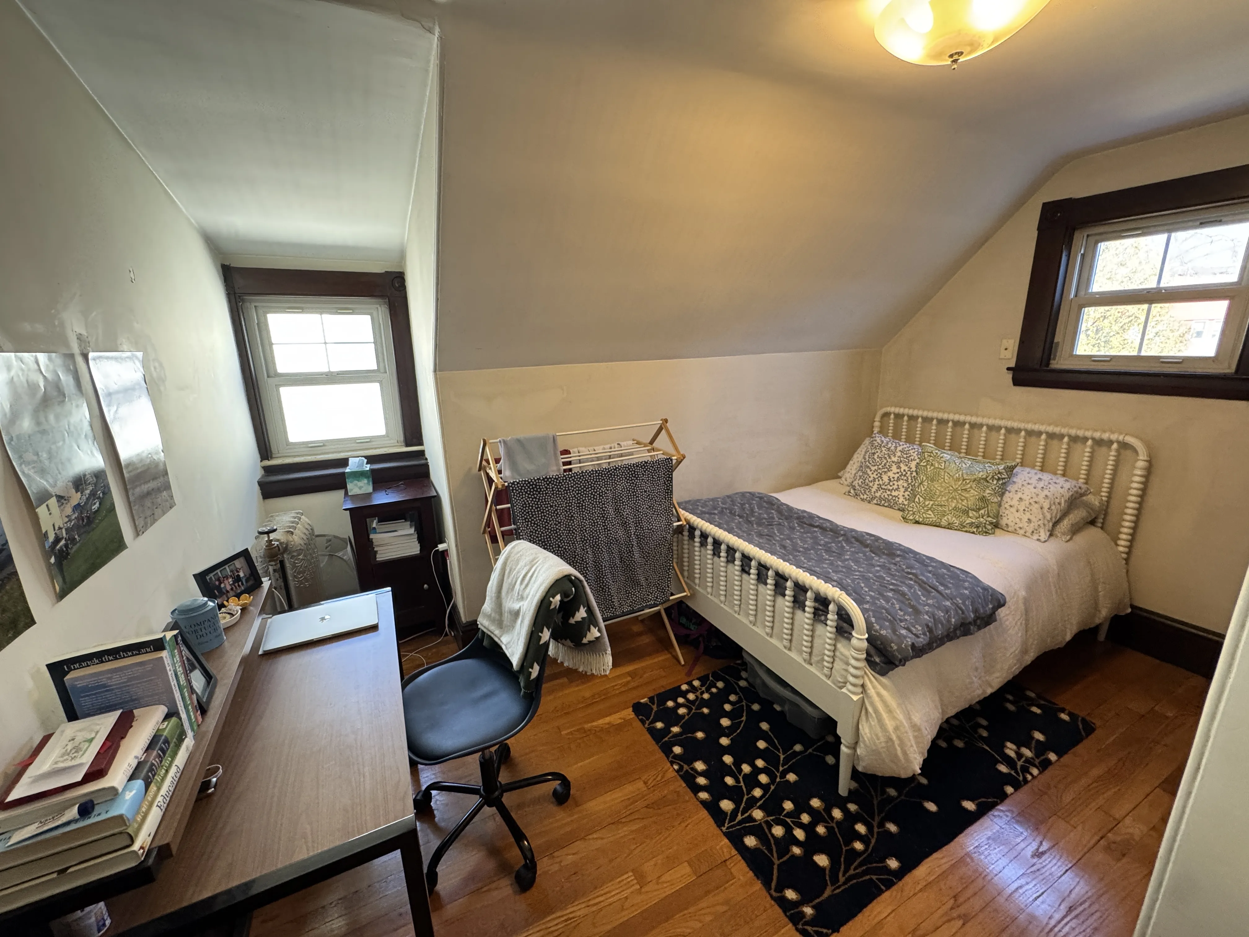 211 Holland St, Teele Square