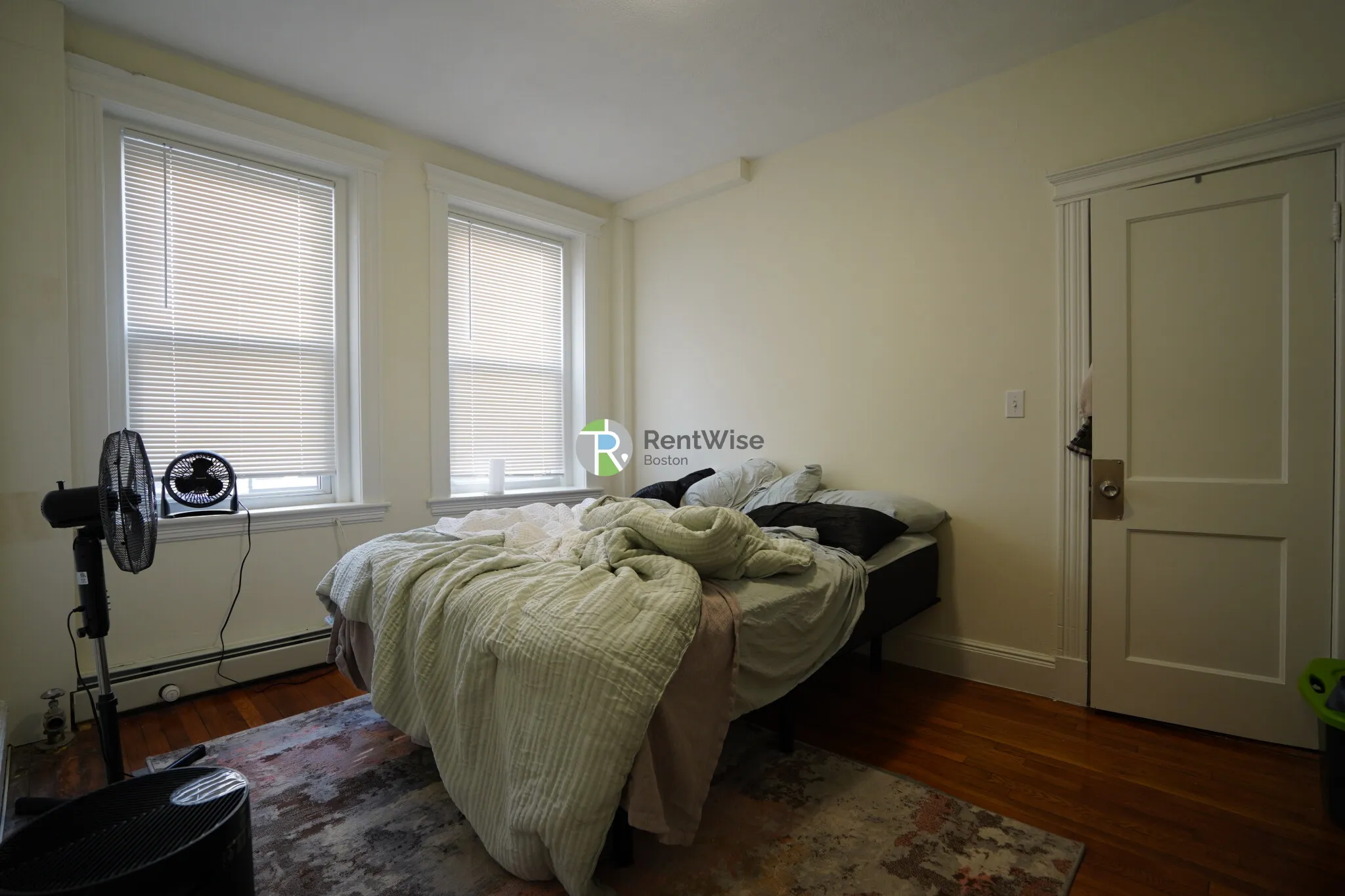 82 Brainerd Rd, Allston