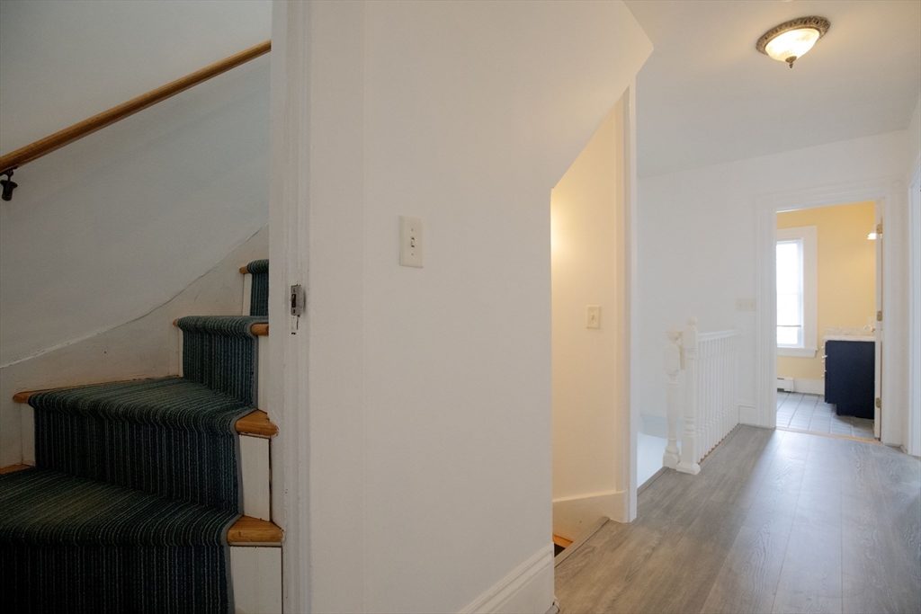 115 Taylor St, Waltham