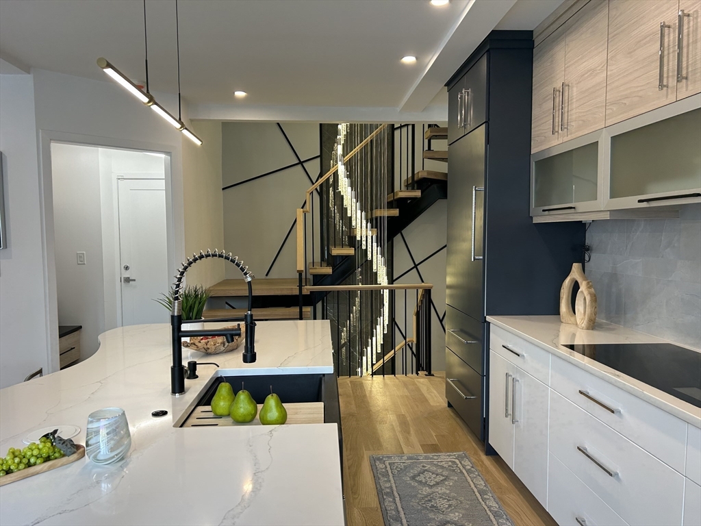 34 Lincoln St, Needham