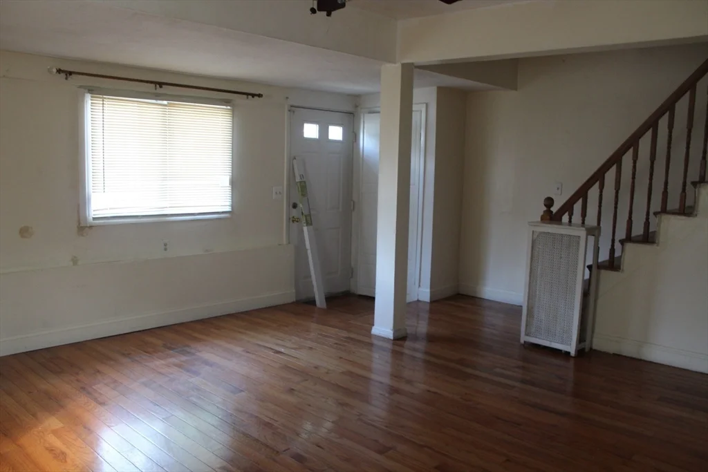 38 Fisk Ave, Magoun Square