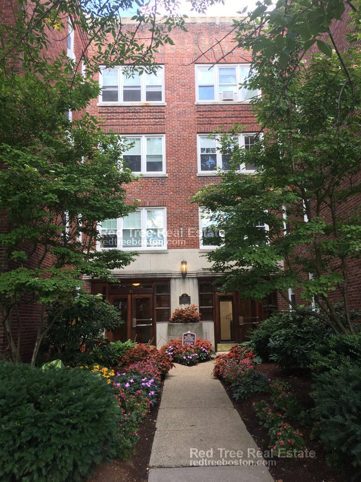 75 Kilsyth Rd, Brighton