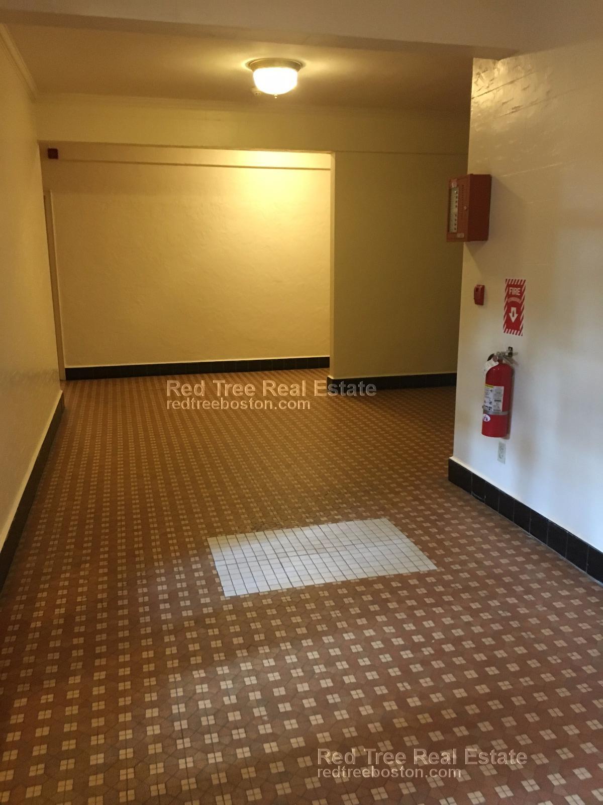 75 Kilsyth Rd, Brighton