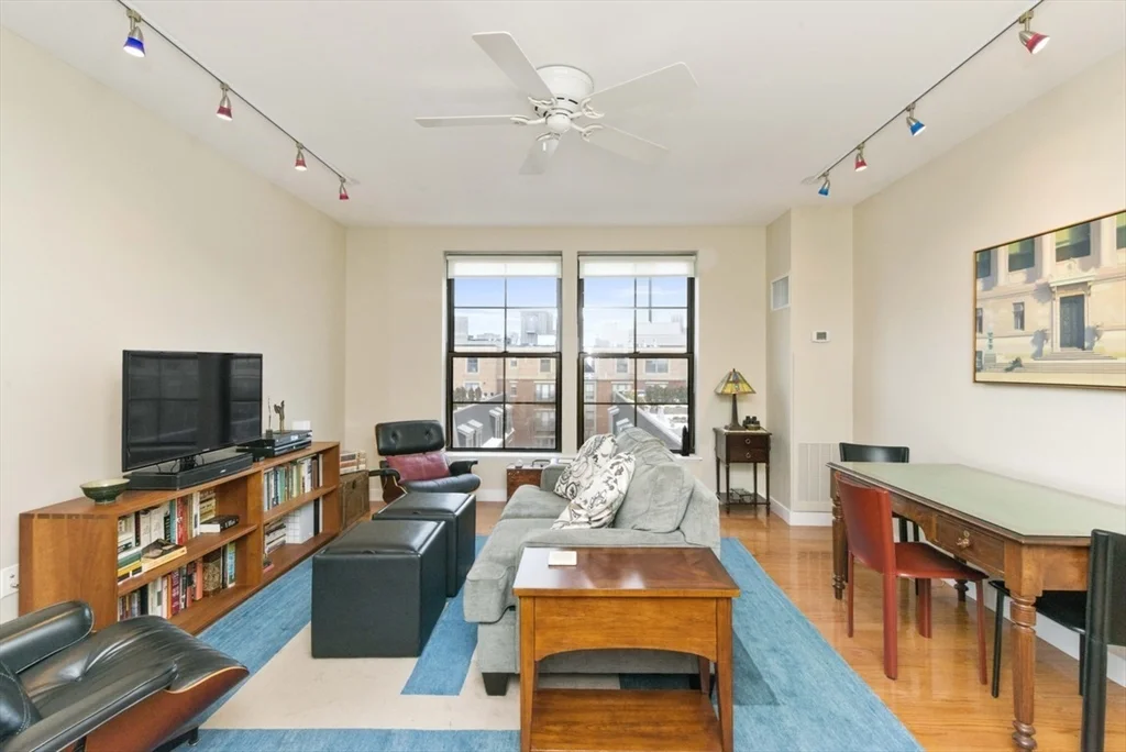 535 Harrison Ave, South End