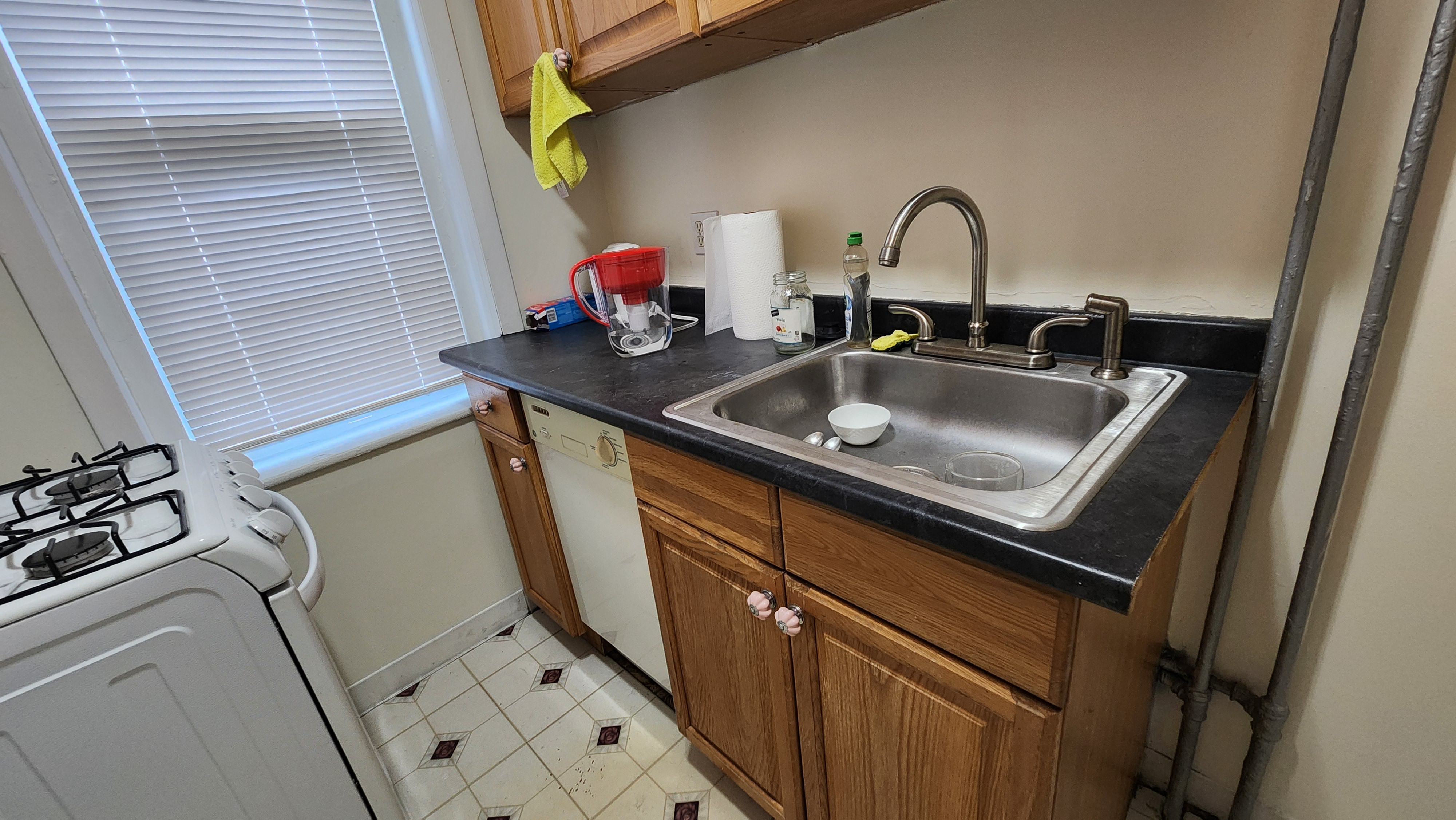 352 Riverway, Mission Hill