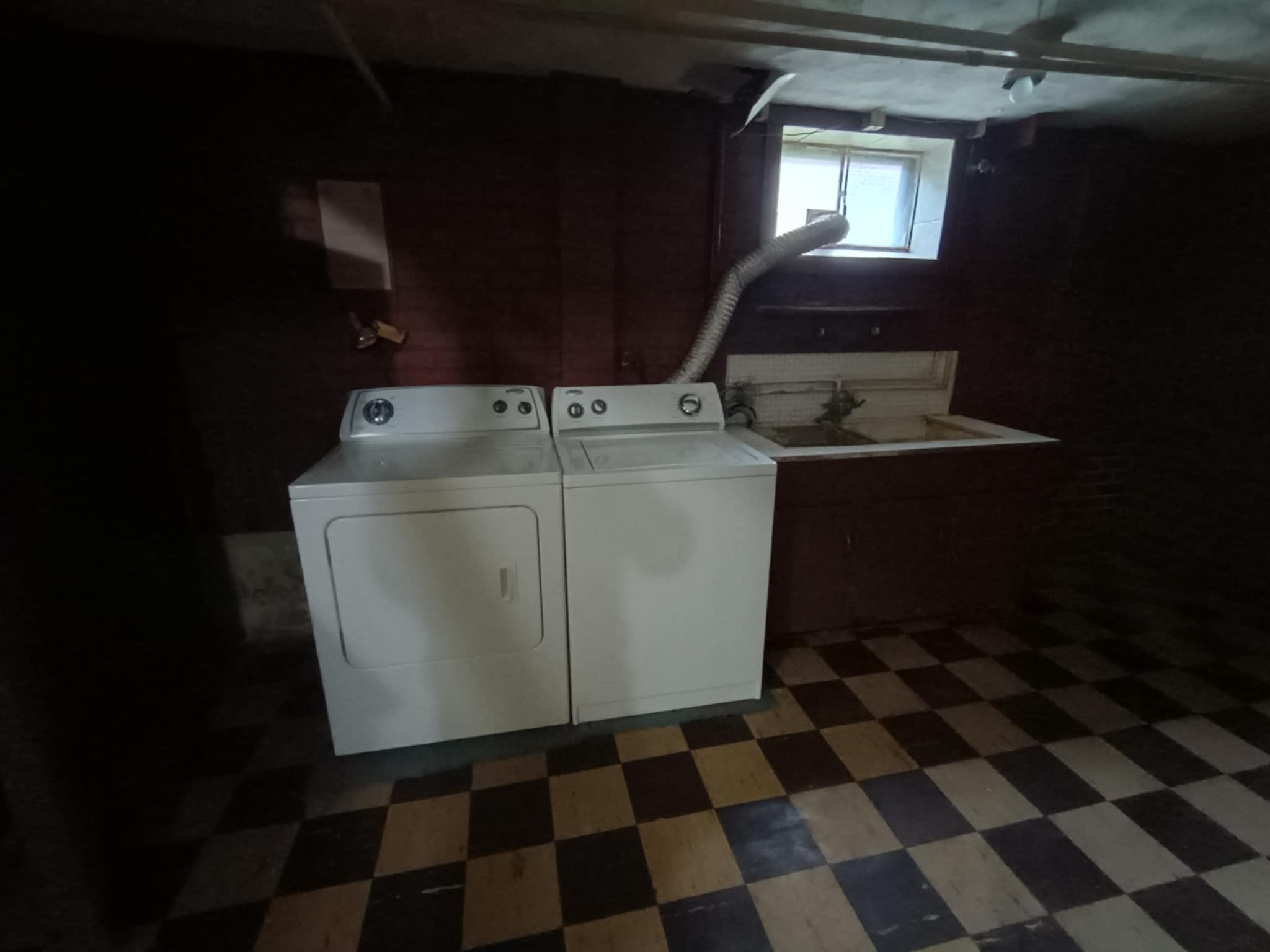 75 Forest St, Medford