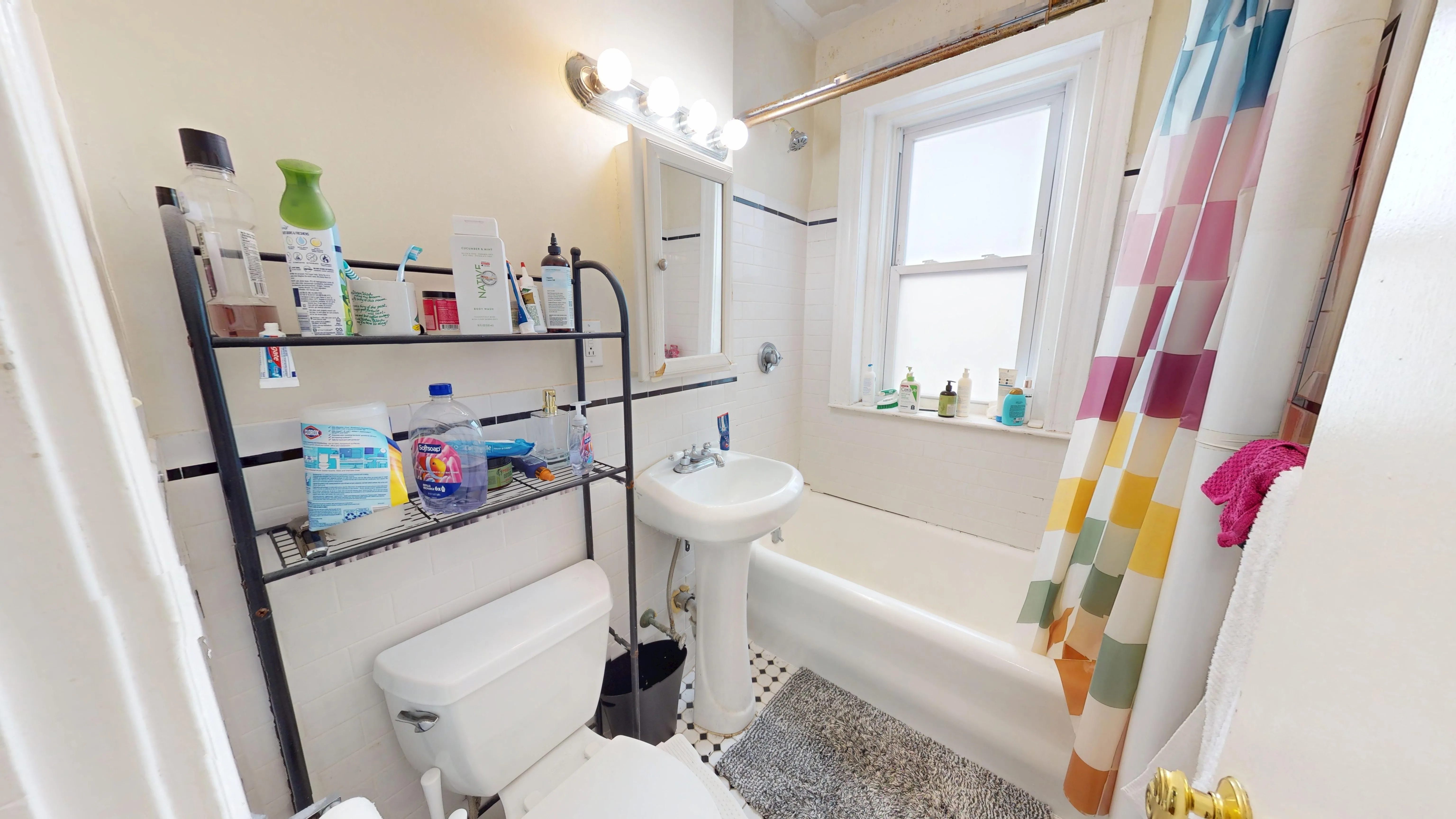 203-205 Winthrop Rd, Aspinwall Hill