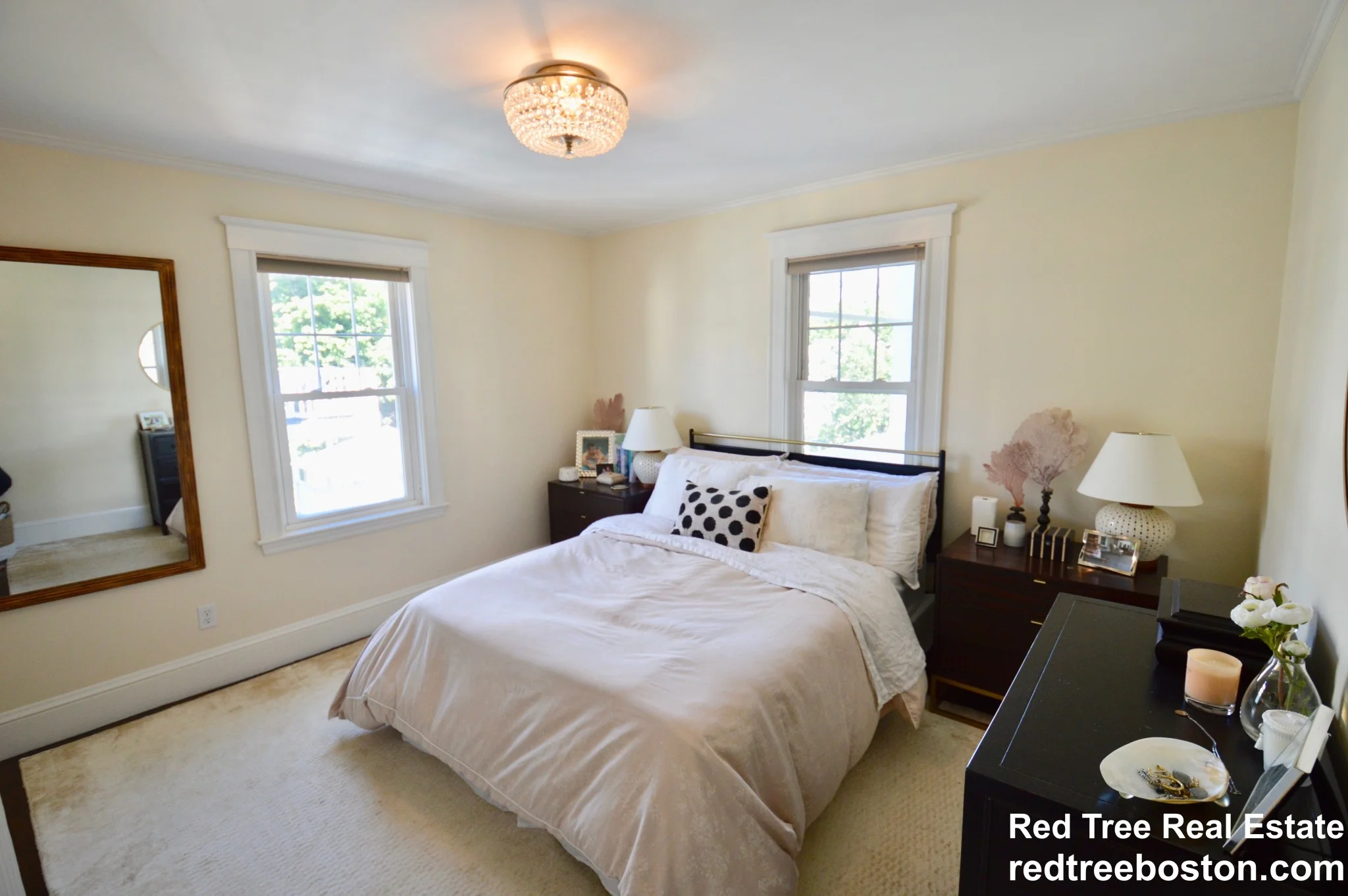 99 Farquhar St, Roslindale