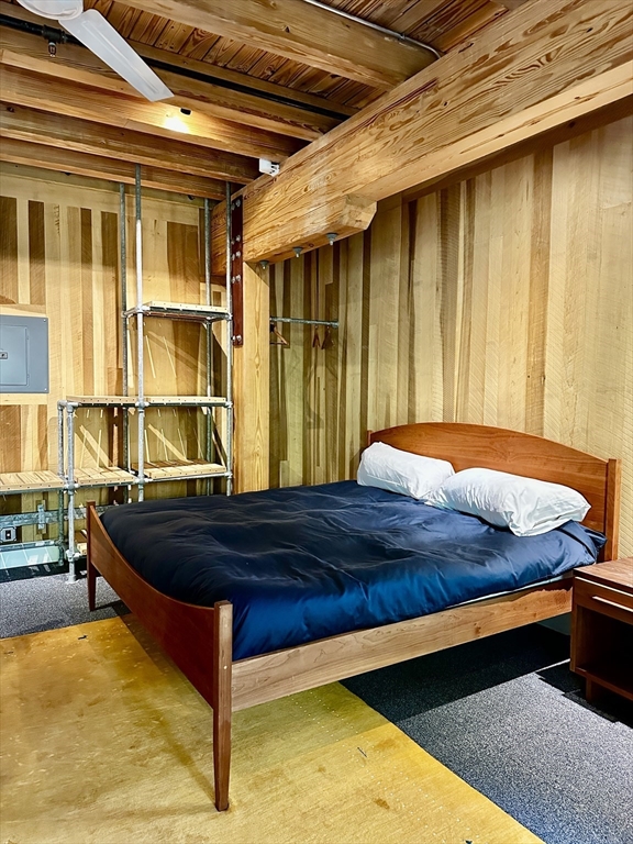 70 Howard St, Davis Square