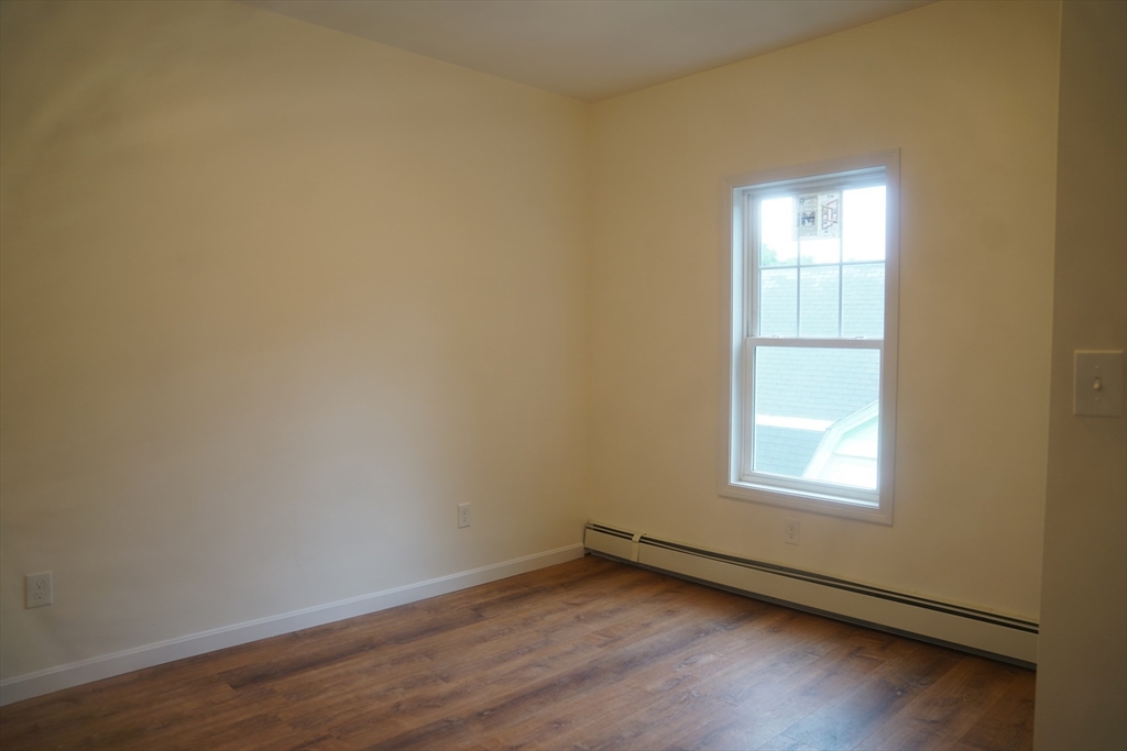 119 Rodney, Worcester