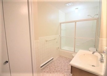 1323 Worcester Rd, Framingham