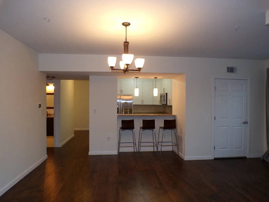 1 Cityview Ln, Quincy