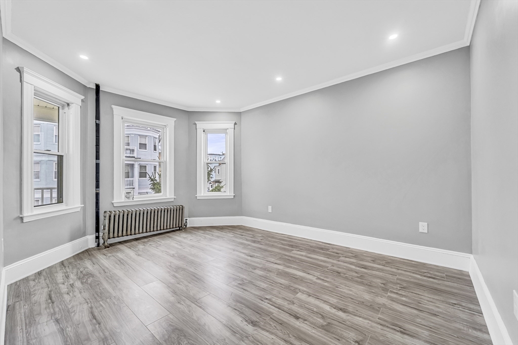 64 Topliff St, Boston