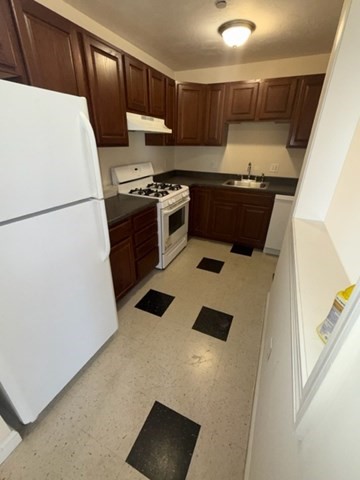 19 Rose St, Stoughton