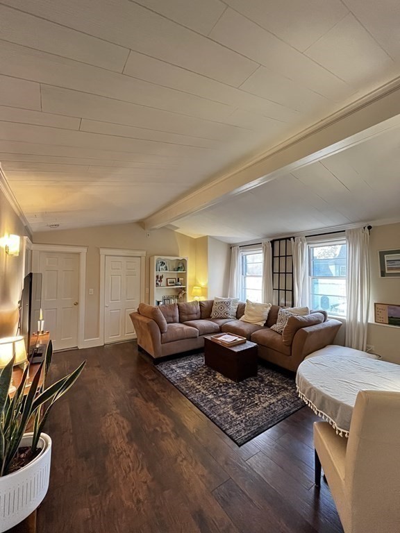 33 Lothrop St, Beverly