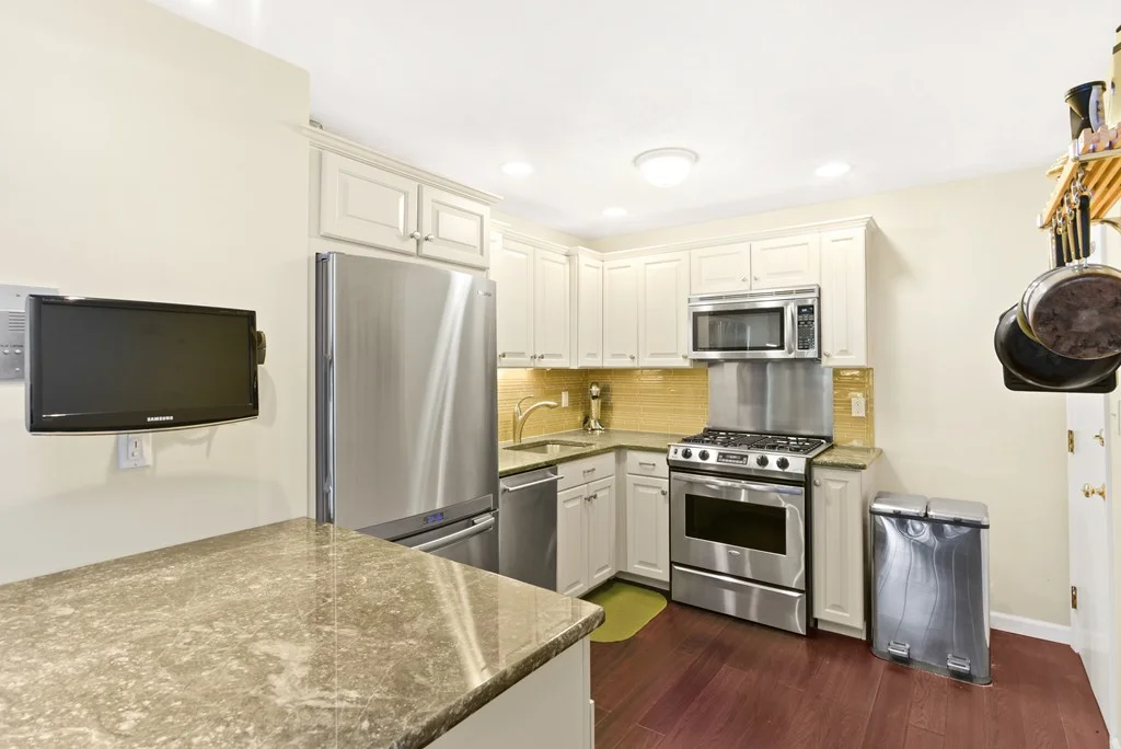 239 Main St, Reading