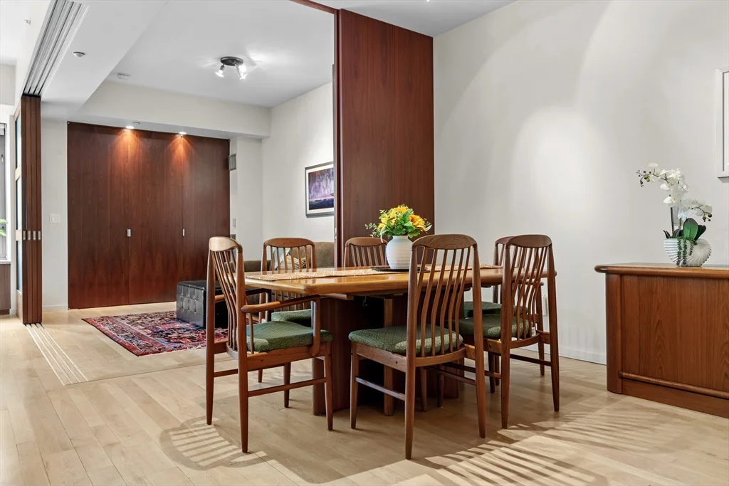 1313 Washington St, South End