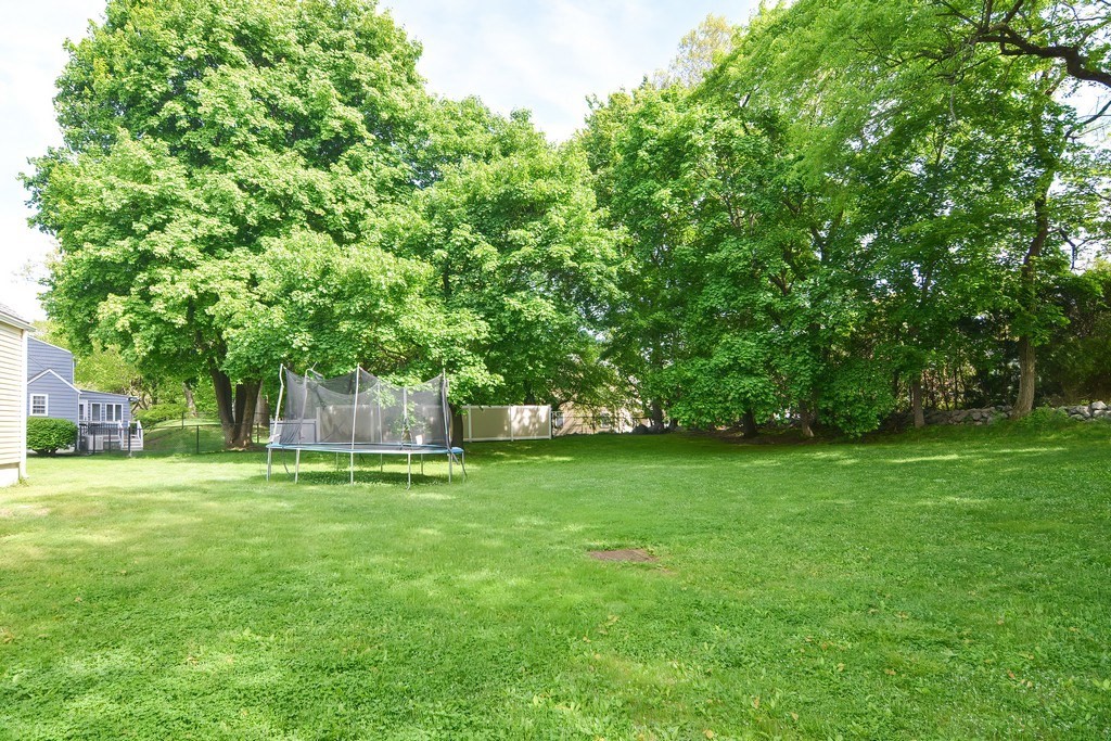 33 Robin Rd, Westborough