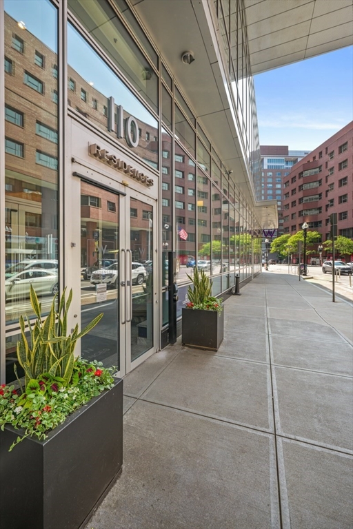 110 Stuart St, Back Bay