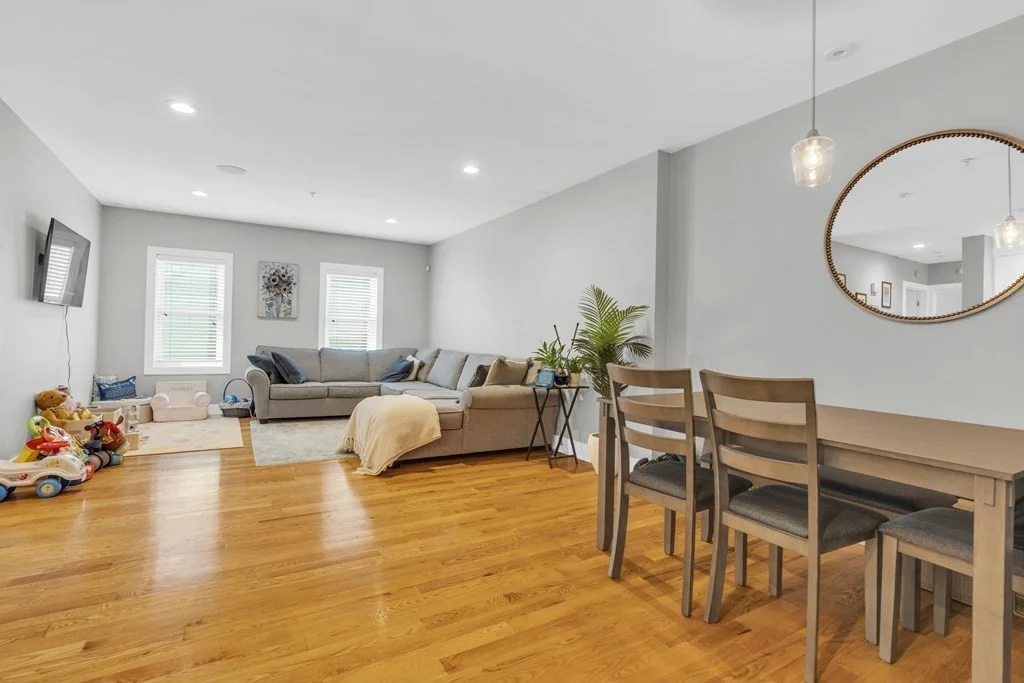 157 Hancock St, Quincy