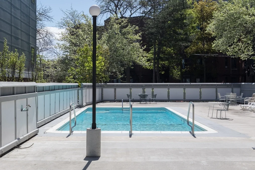 19 Winchester St, Coolidge Corner