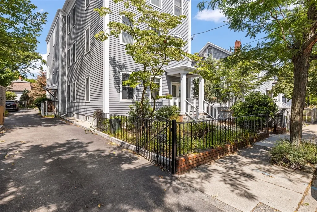 201 Norfolk St, The Port