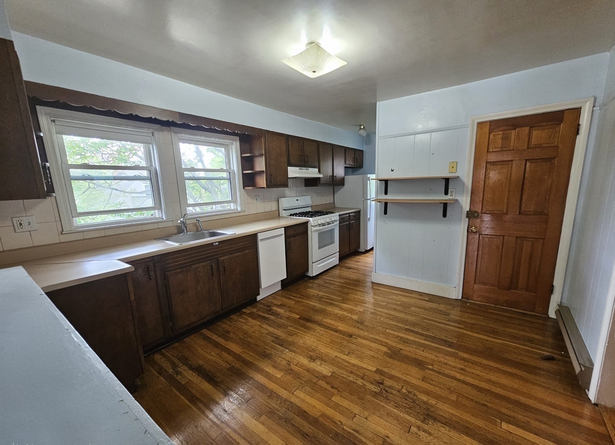 21 Sartwell Ave, Spring Hill