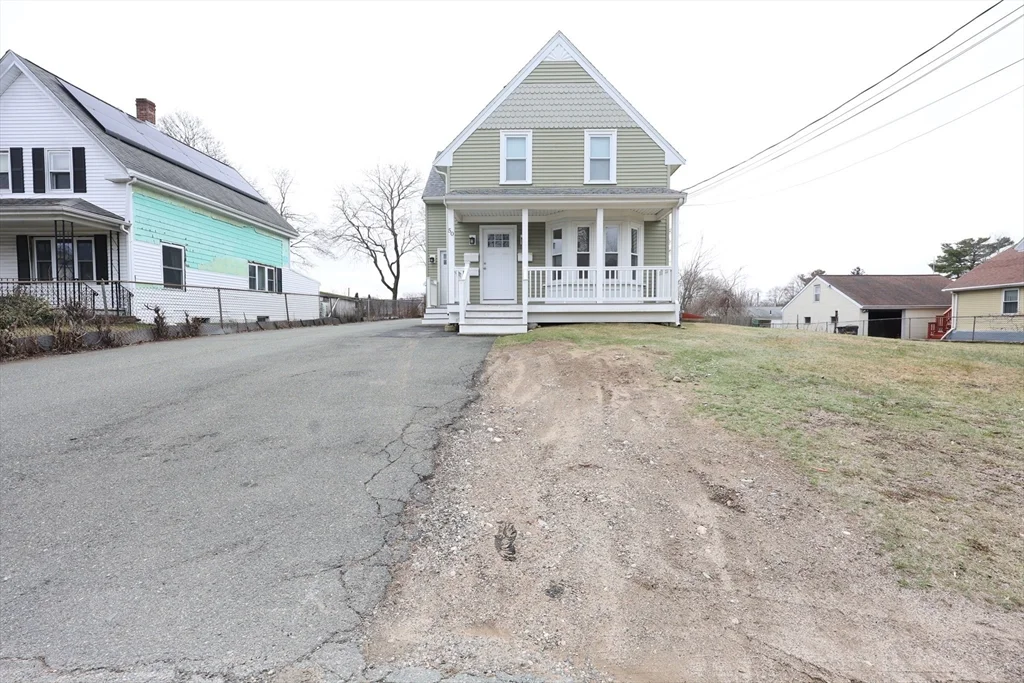 50 Atherton St, Stoughton