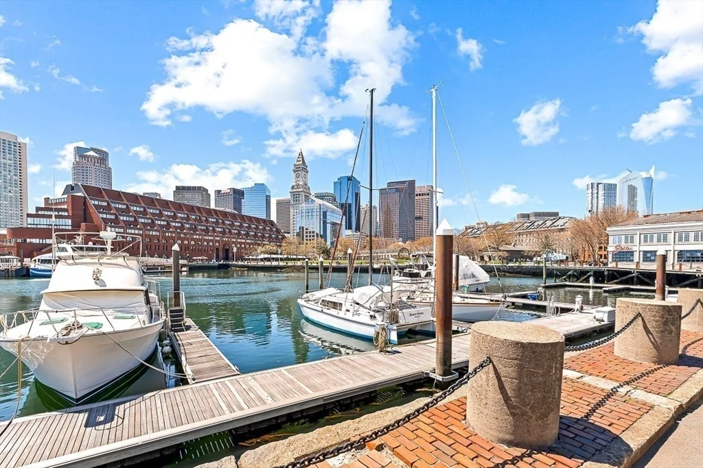 56 Commercial Wharf, Boston Downtown