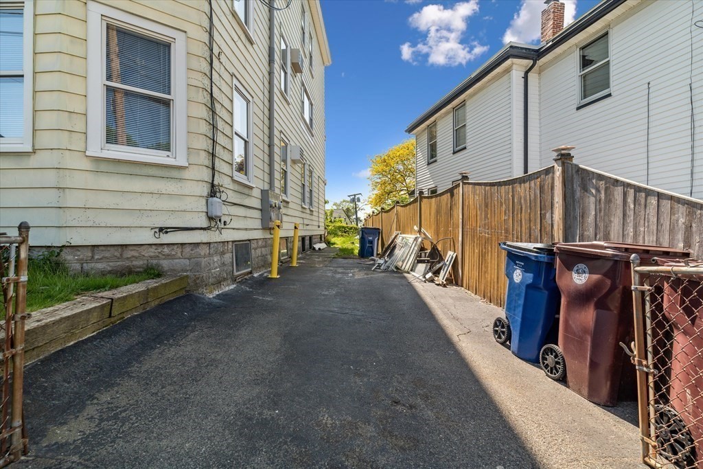 3 Orchard St, Revere