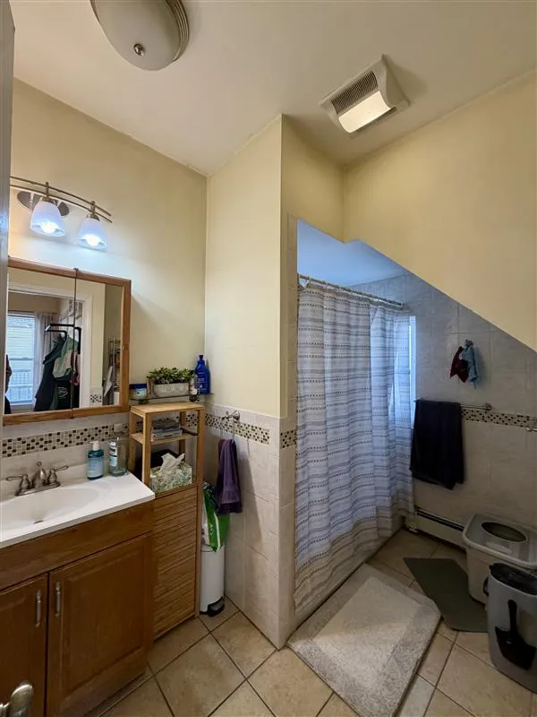 15 Bonair St, East Somerville