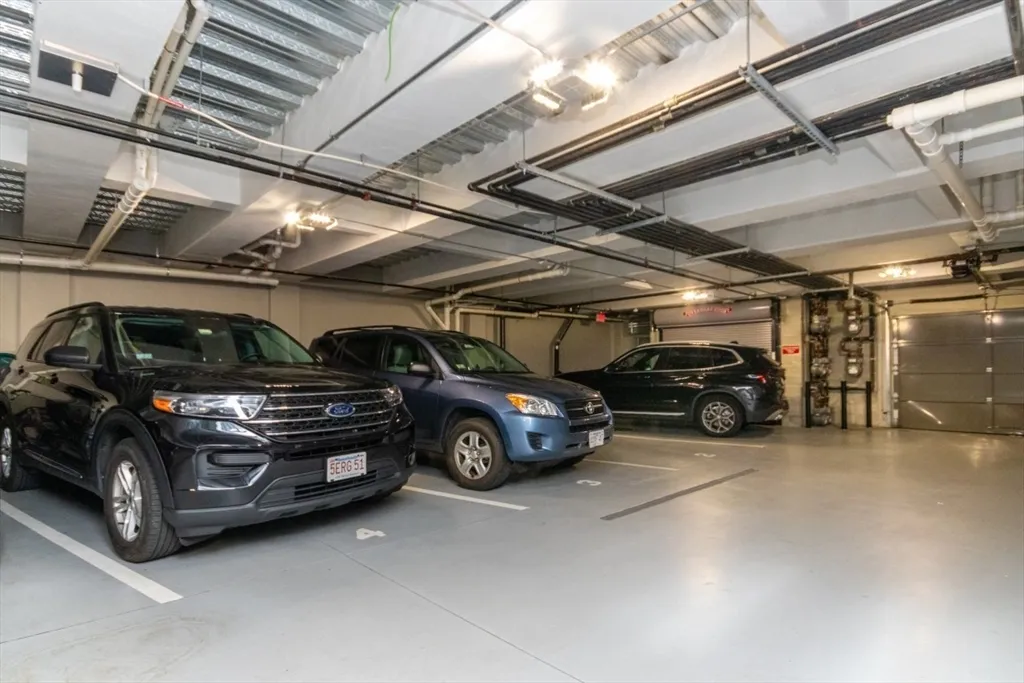 533 East 2nd St, South Boston