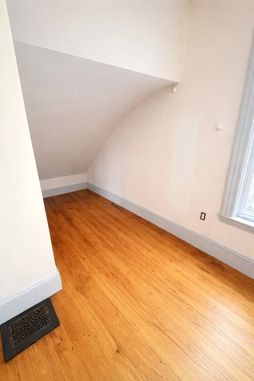 67 Hillside St ,, Mission Hill