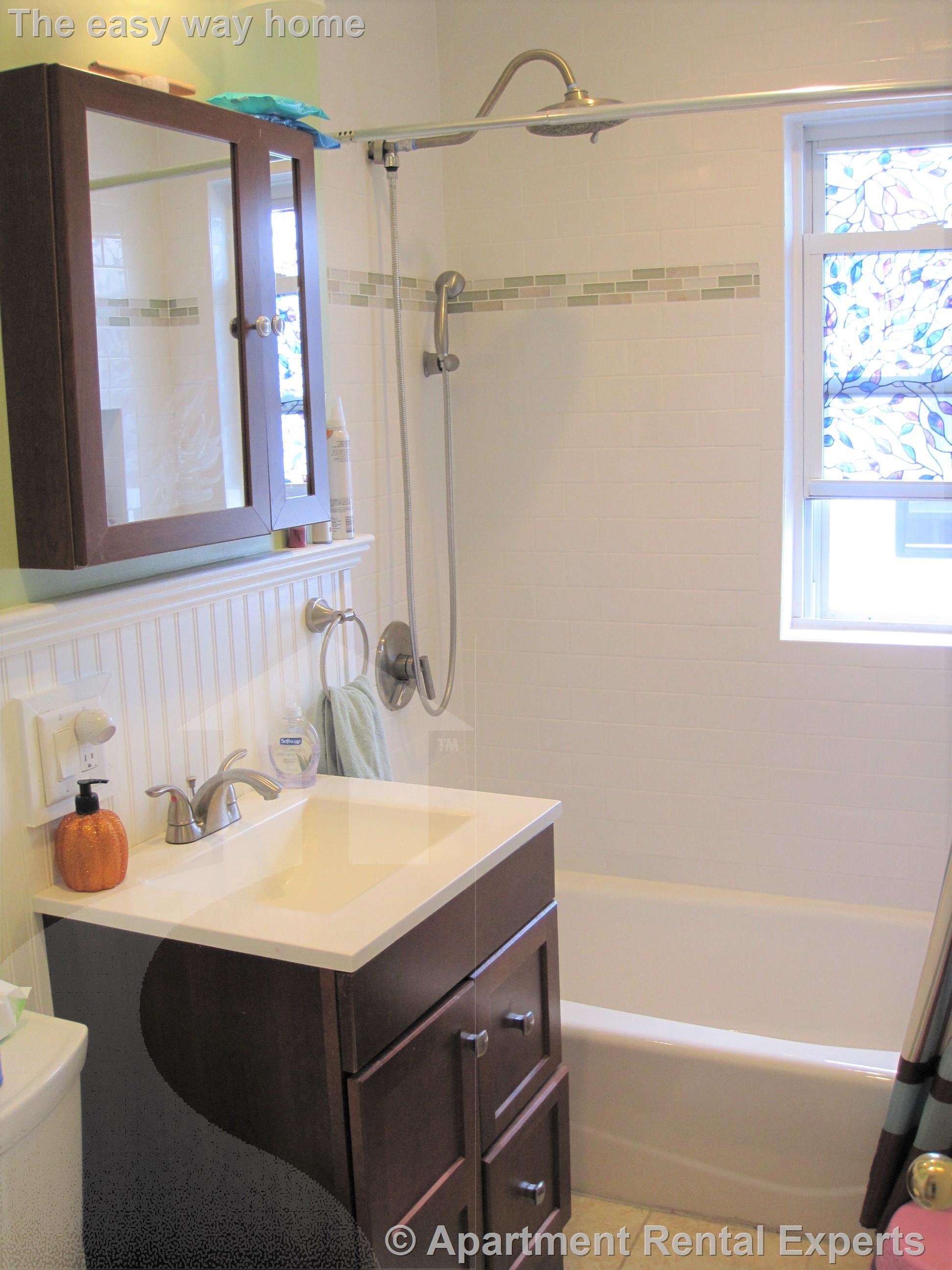 59 Windsor Rd, Tufts