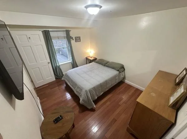 32 Tufts Ave, Washington Park