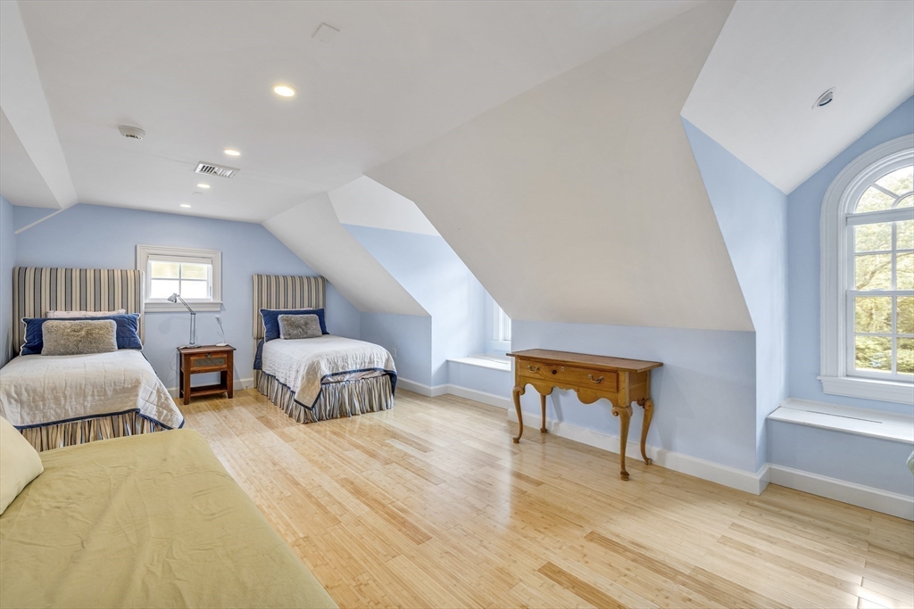 171 Marsh St, Belmont