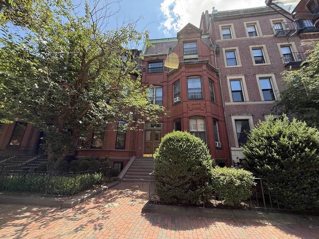 178 Marlborough St, Back Bay