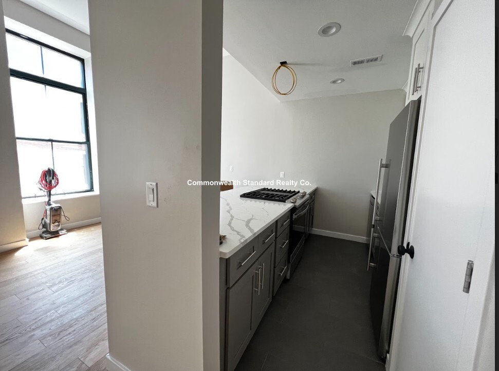 1661 Washington St, South End