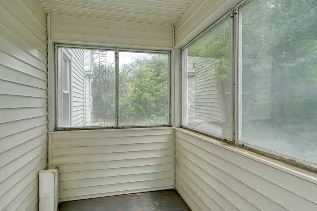 618 Main St, Watertown