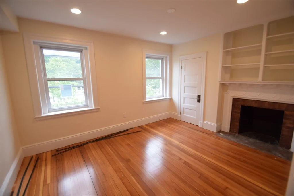 1616 Beacon, Corey Hill