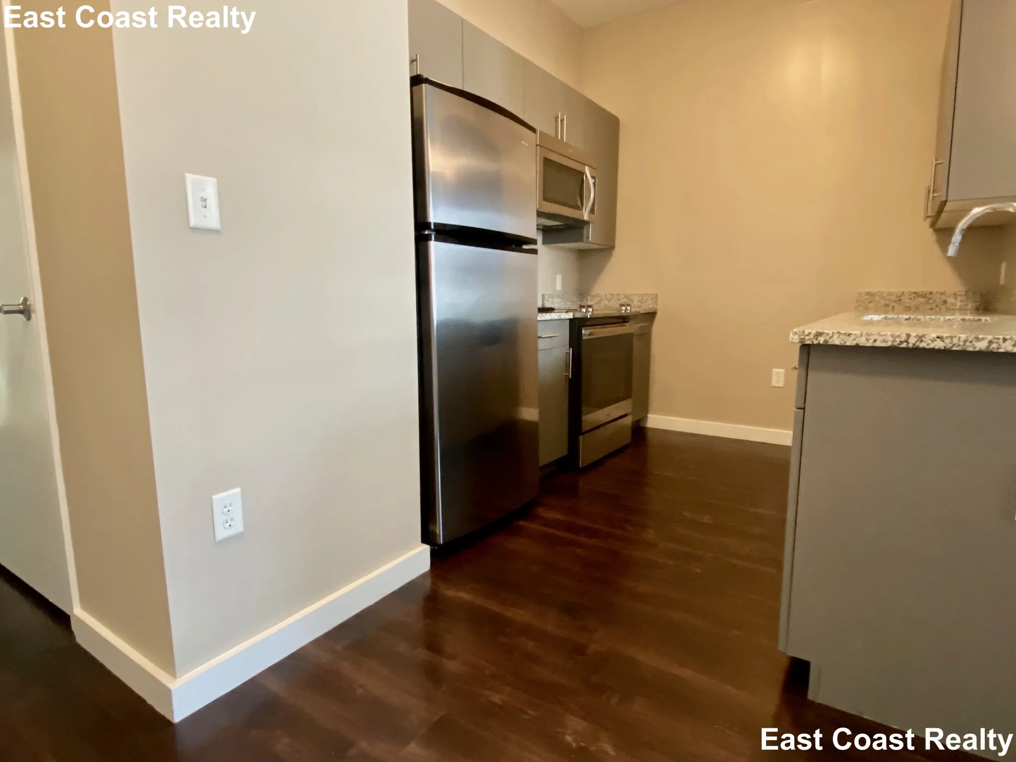 625 Mcgrath Highway, East Somerville