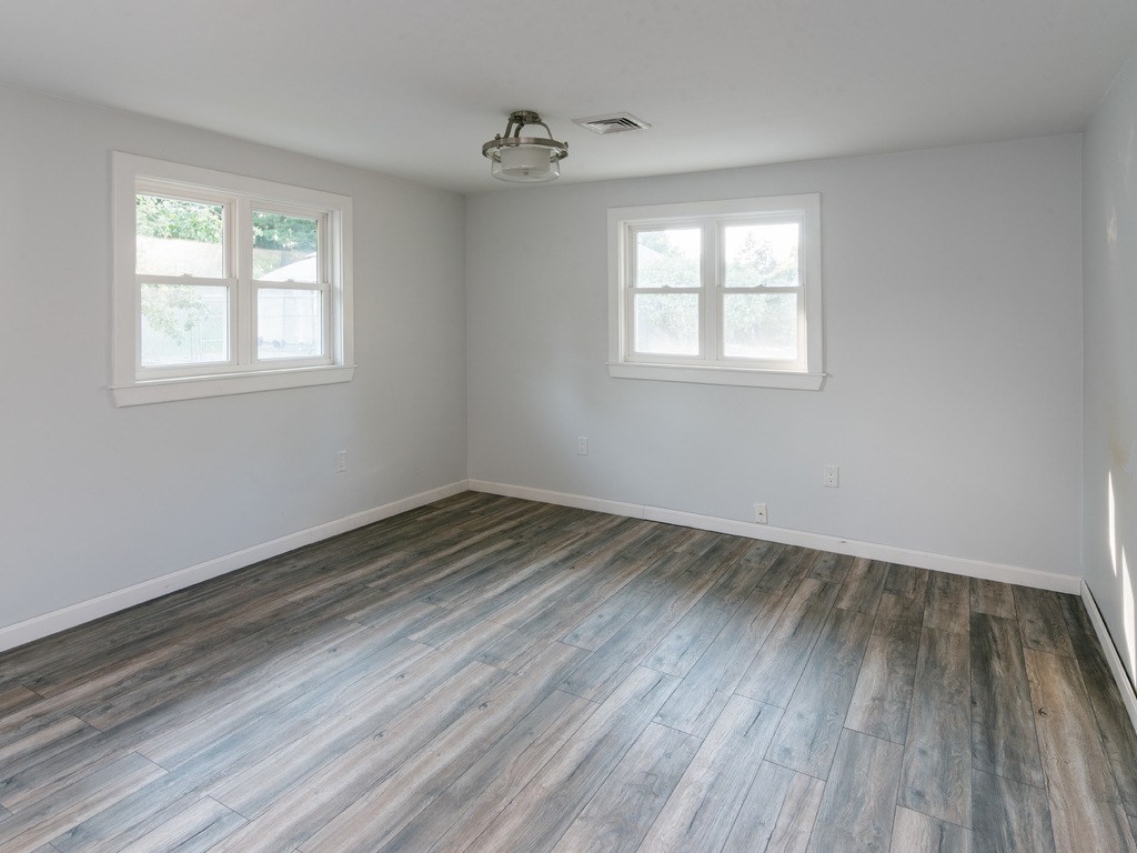 4 Arbetter, Framingham