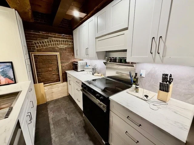 120 Commercial St, Waterfront