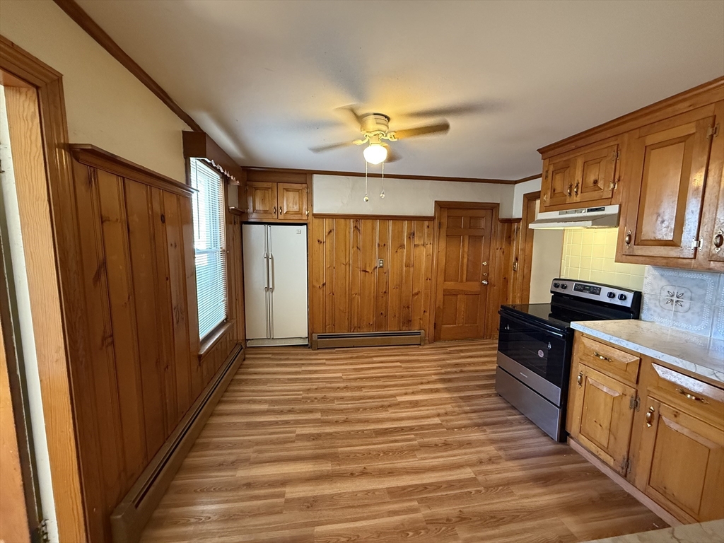 8 Northend Ave, Salem
