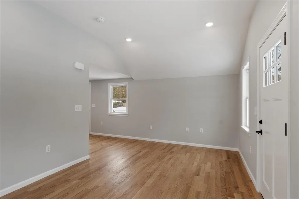 31 Birch Rd, Nabnasset