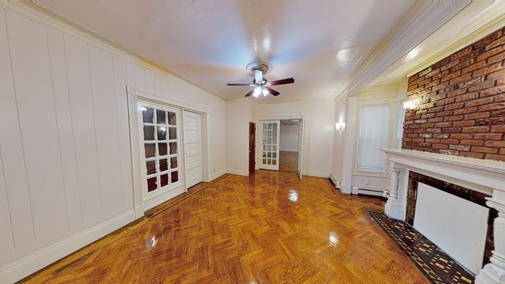 23 Waumbeck St, Roxbury