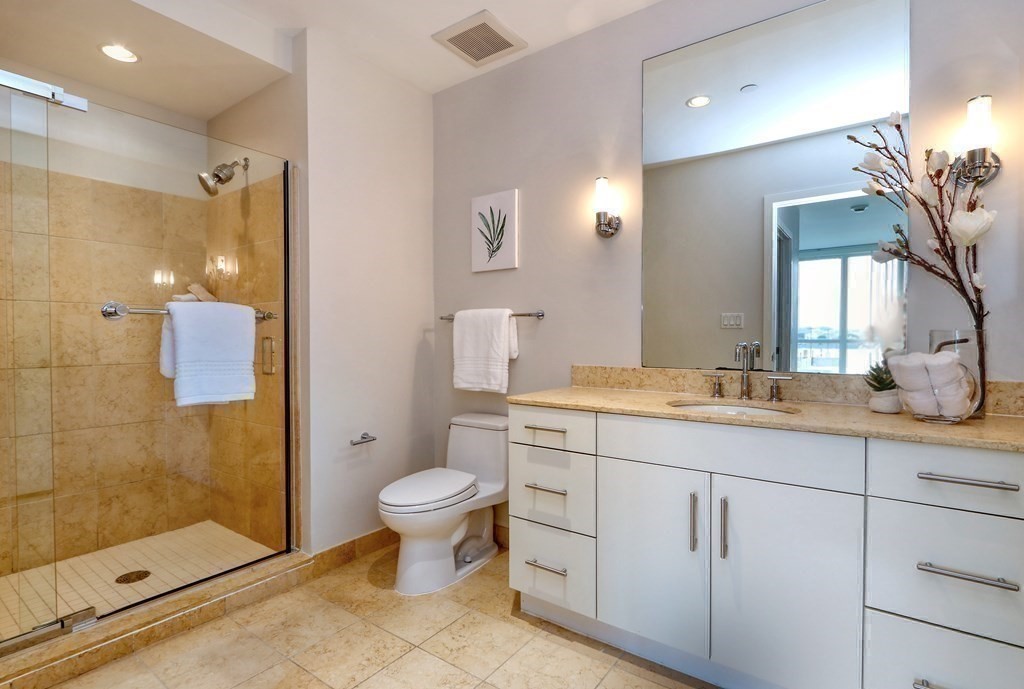 100 Station Landing, Medford