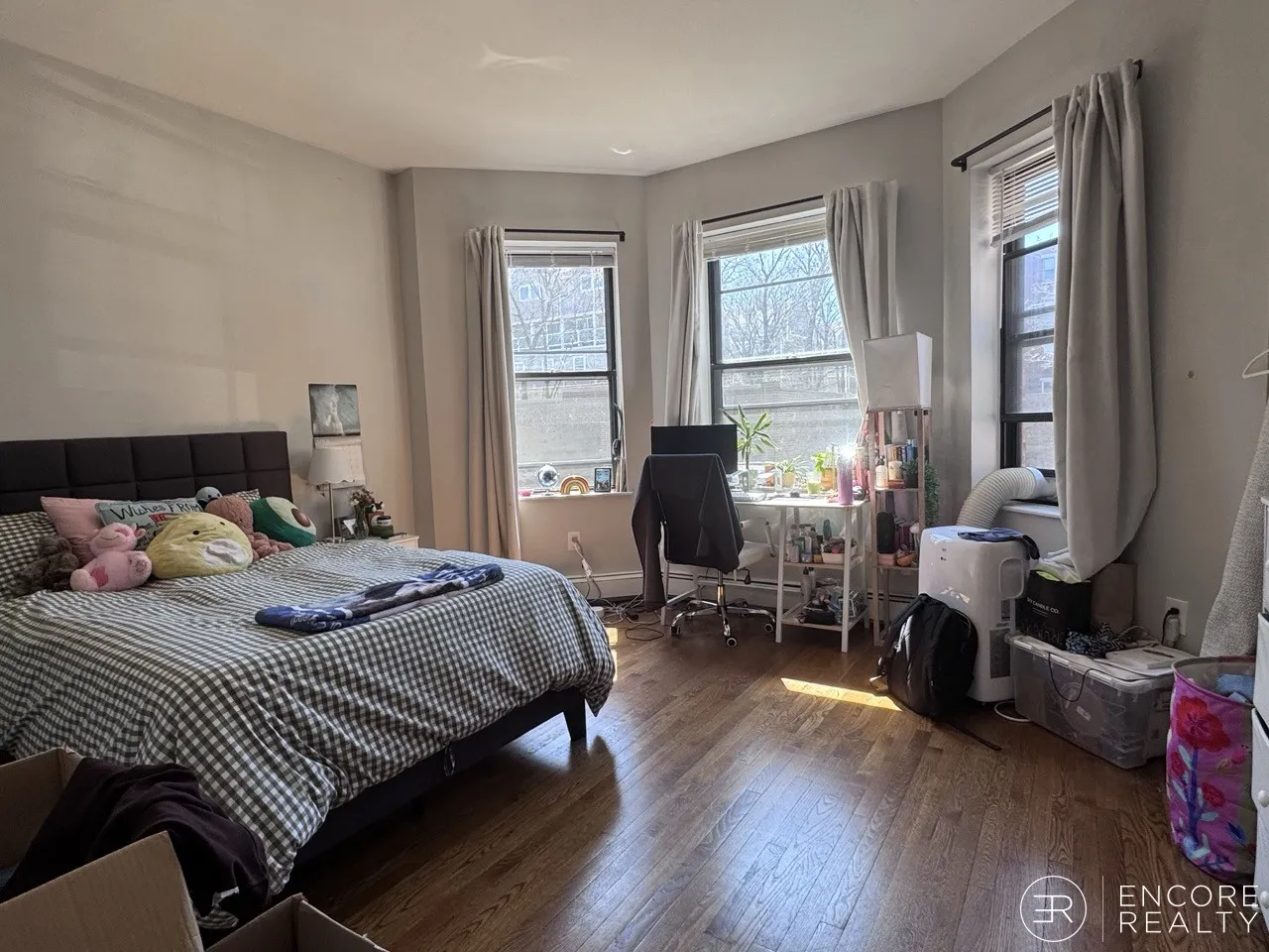 15 Stearns Rd, Coolidge Corner