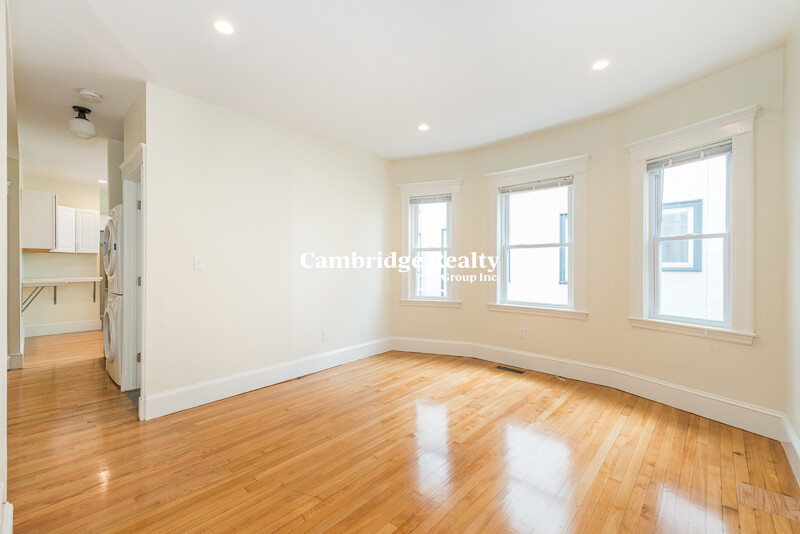 299 Alewife Brook Pkwa, West Somerville